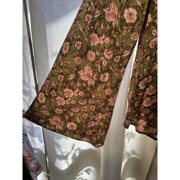 Jessica Simpson Ladies Woven Top‎ Size SMALL Botanical Dots - Picture 6 of 6